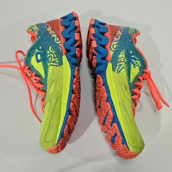 Reebok ZIGTECH Highlighter Lime Blue and Pink Sneakers V60564 Size 9 - Picture 4 of 7